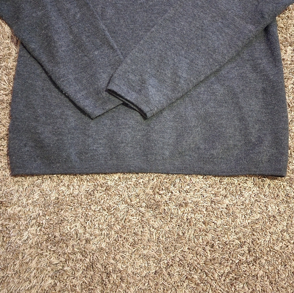 Banana Republic wool sweater - Picture 3 of 7